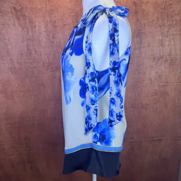 New York & Company Medium gray and blur floral sleeveless blouse - Picture 11 of 11